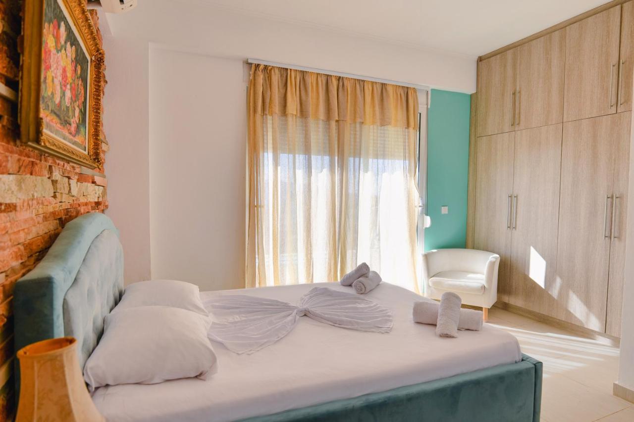 Hotel Leon Sarandë Esterno foto
