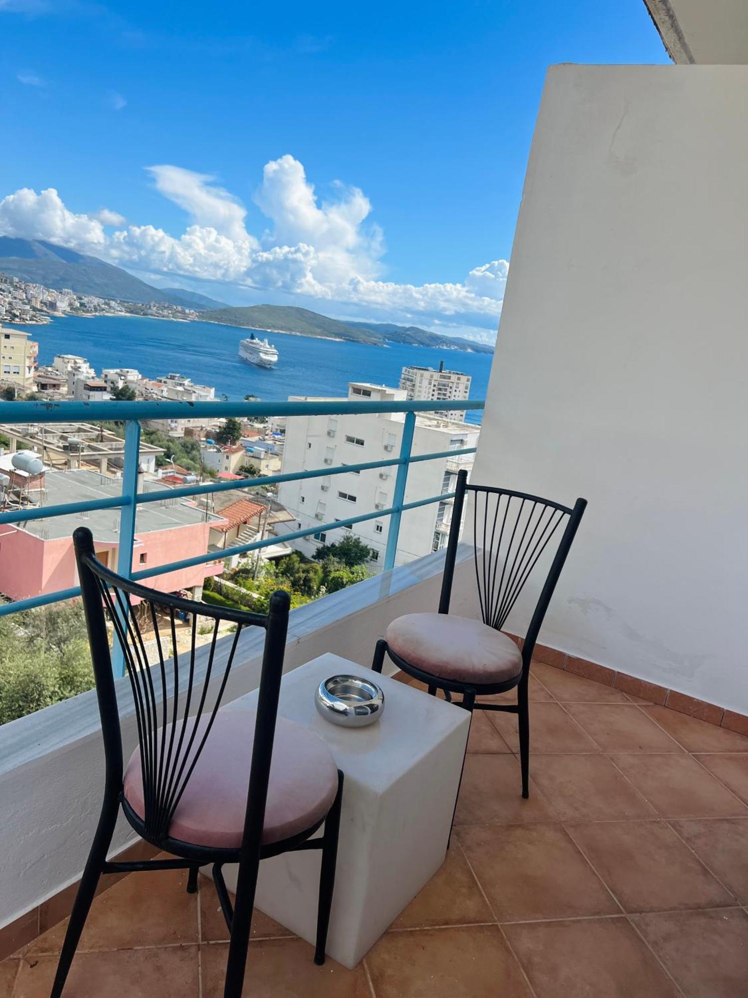 Hotel Leon Sarandë Esterno foto