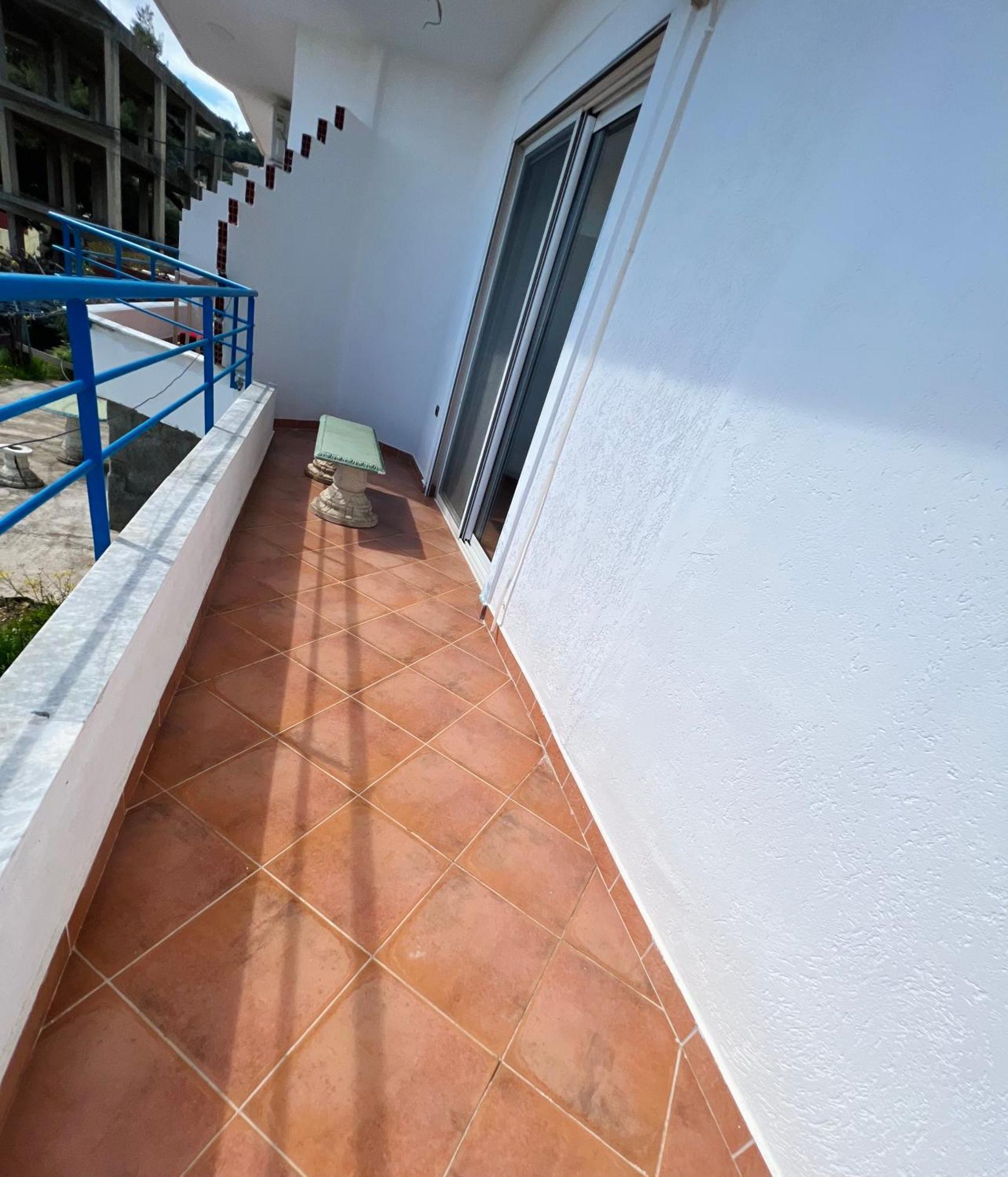 Hotel Leon Sarandë Esterno foto