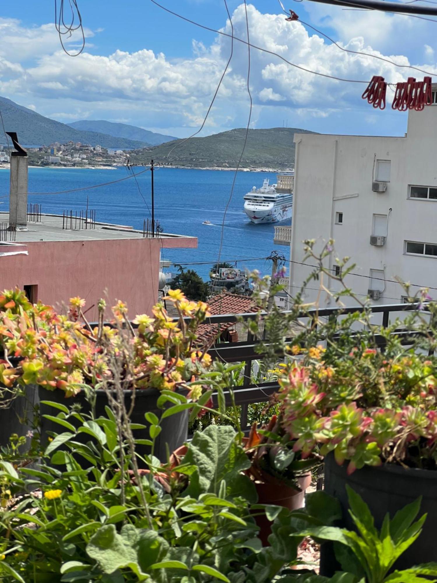 Hotel Leon Sarandë Esterno foto